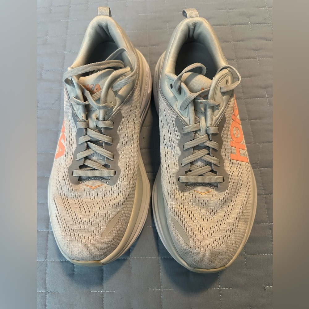 Hoka Women’s Gray Bondi 8 Running Shoes with Coral Accents-Size 8 B